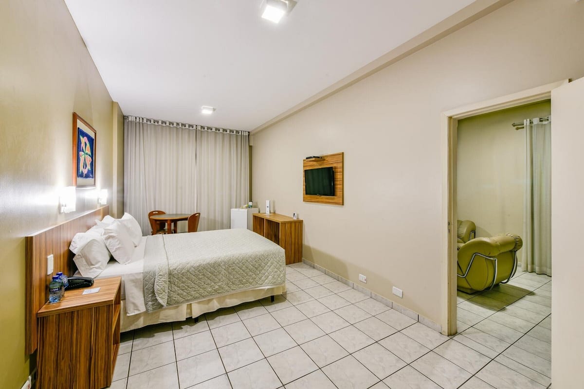 Superior Studio Suite | In-room safe, desk, laptop workspace, free WiFi