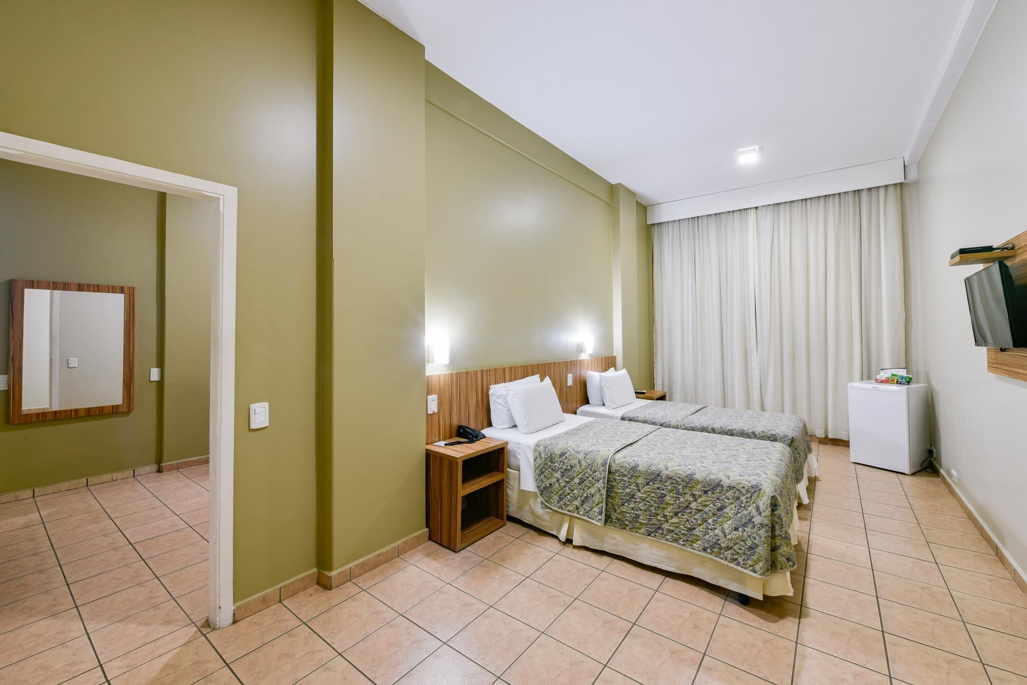 In-room safe, desk, laptop workspace, free WiFi