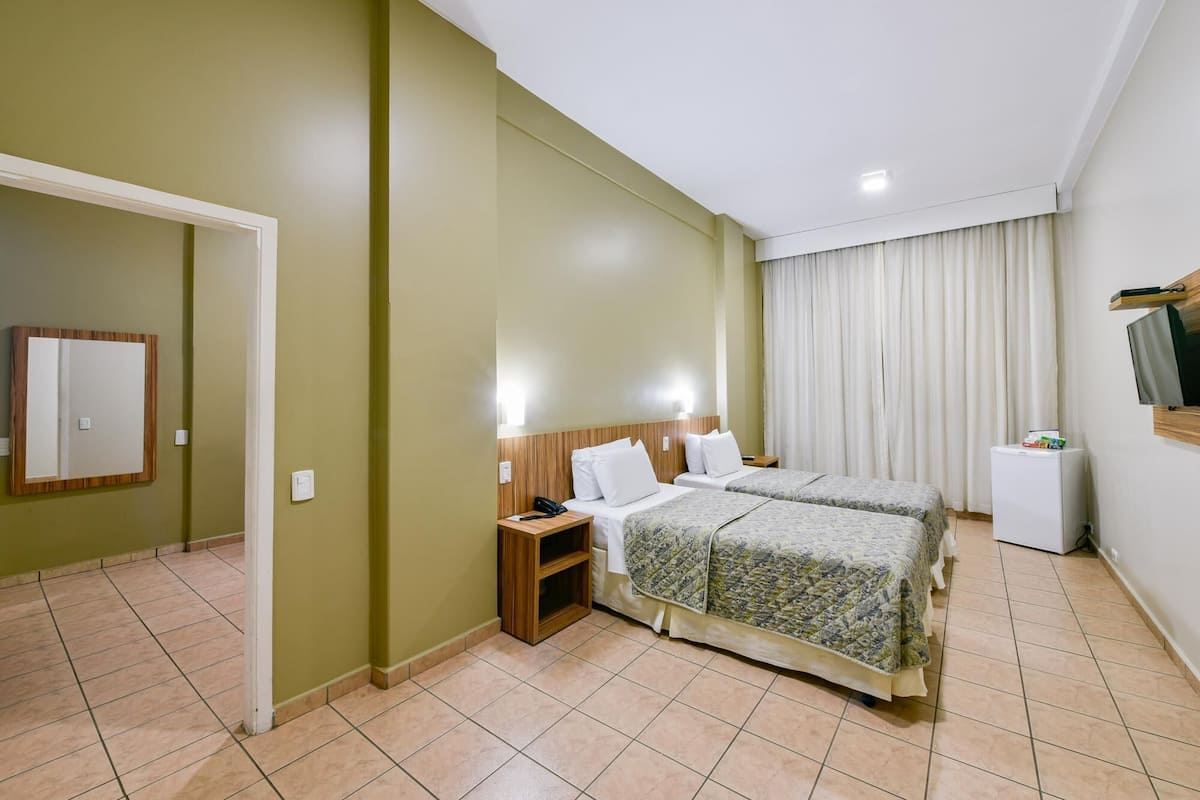 In-room safe, desk, laptop workspace, free WiFi