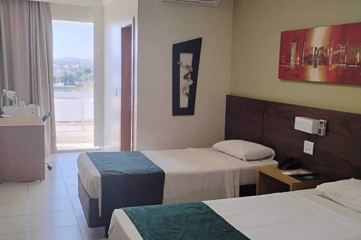 Superior Twin Room, 2 Twin Beds | 1 bedroom, minibar, in-room safe, desk
