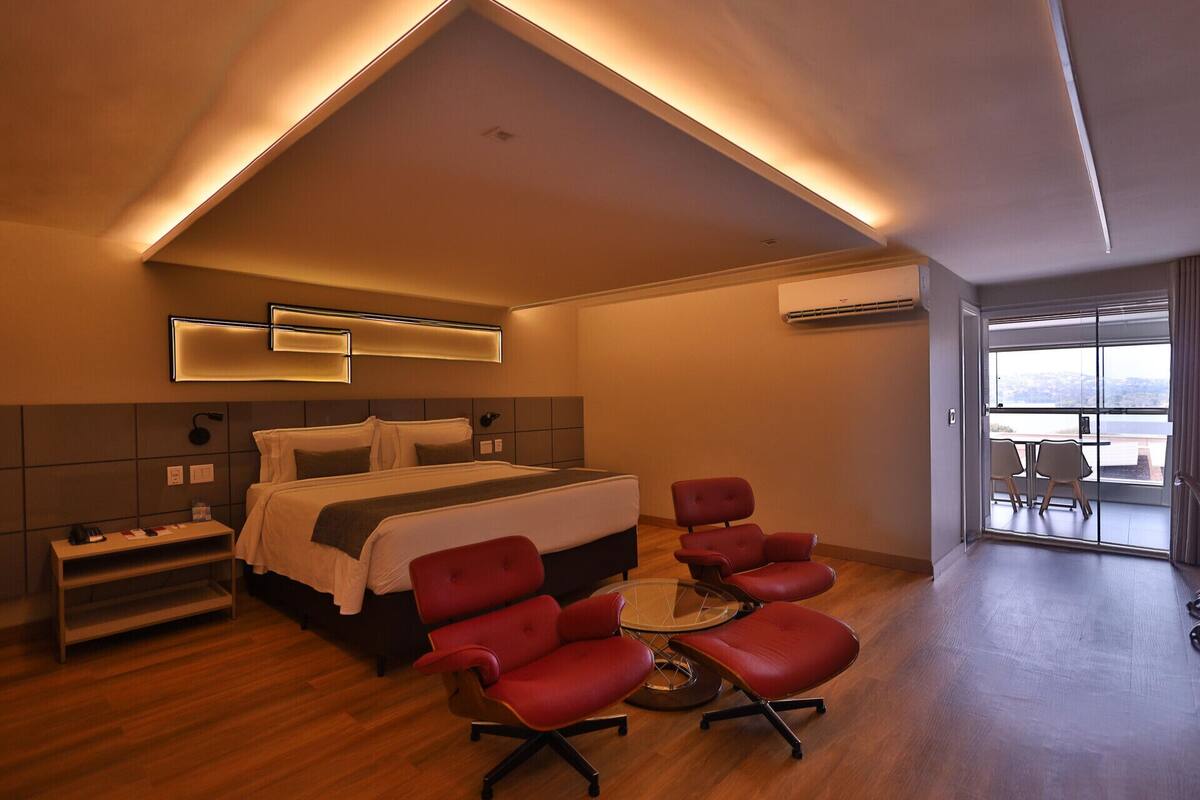 Minibar, in-room safe, desk, blackout curtains