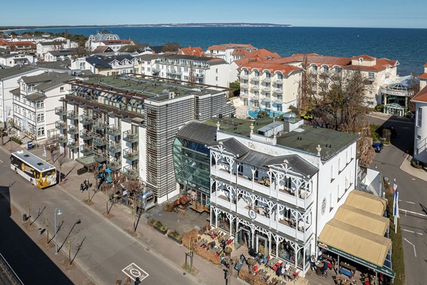 Façana frontal de l'allotjament
