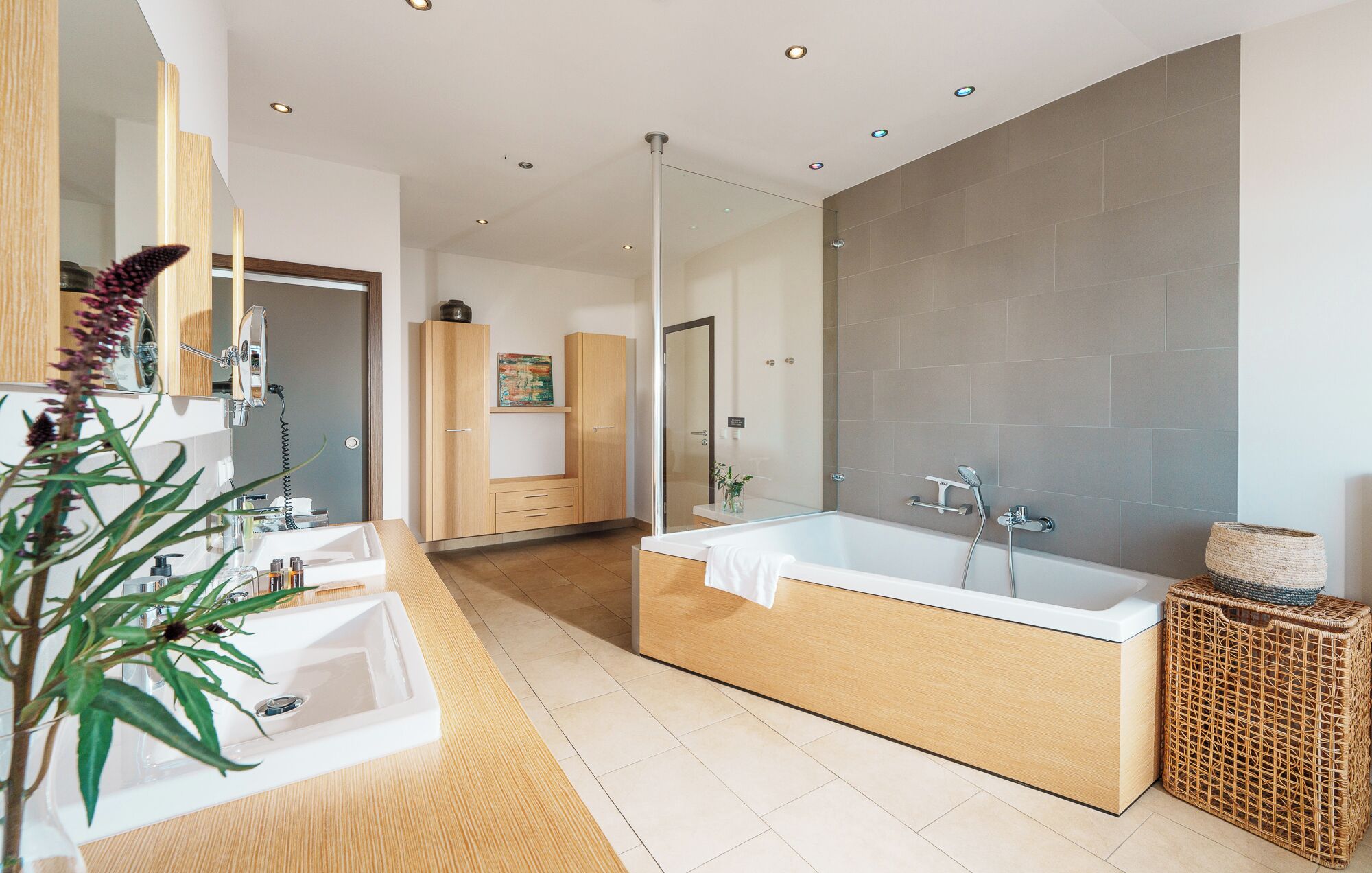 superior suite | bathroom | free toiletries, hair dryer, soap, shampoo