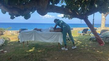 Deep-tissue massages, Swedish massages