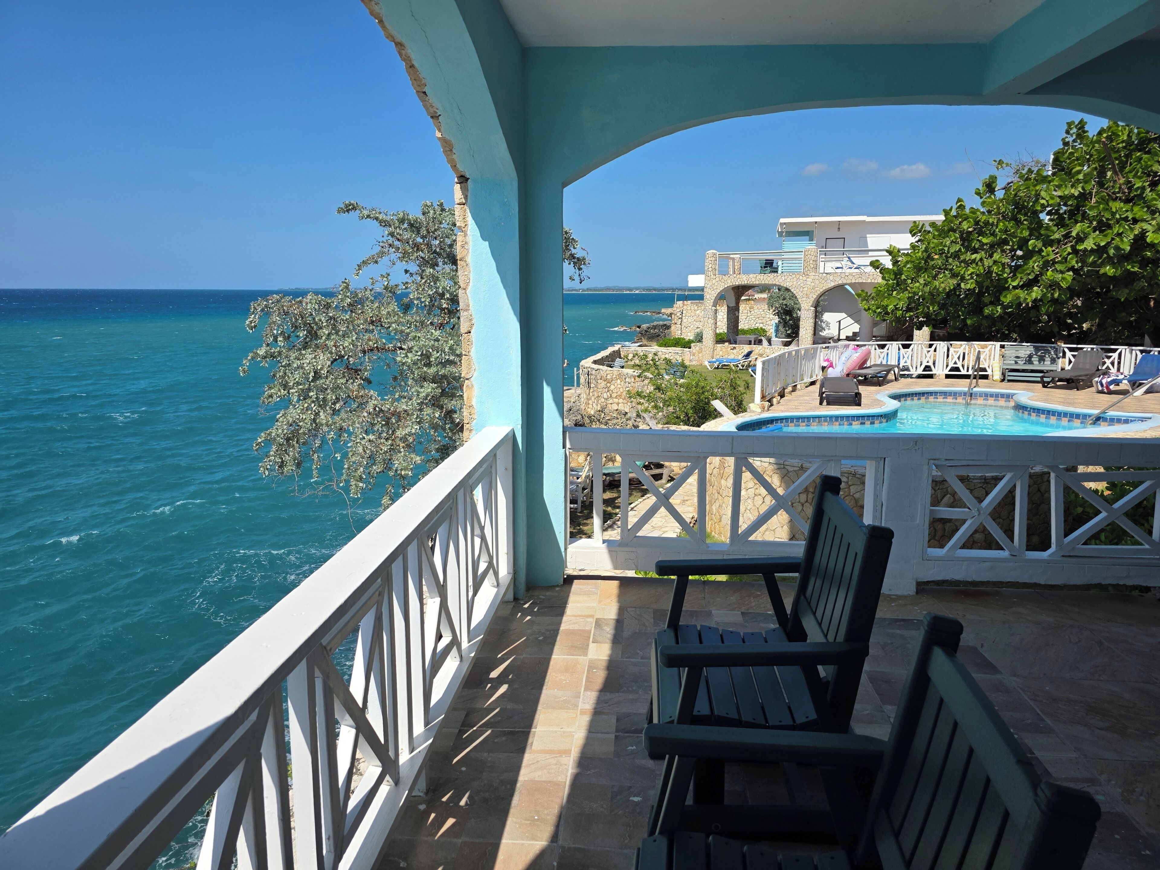 エグゼクティブ スイート シービュー (1 King Bed and 2 Double Beds) | バルコニー