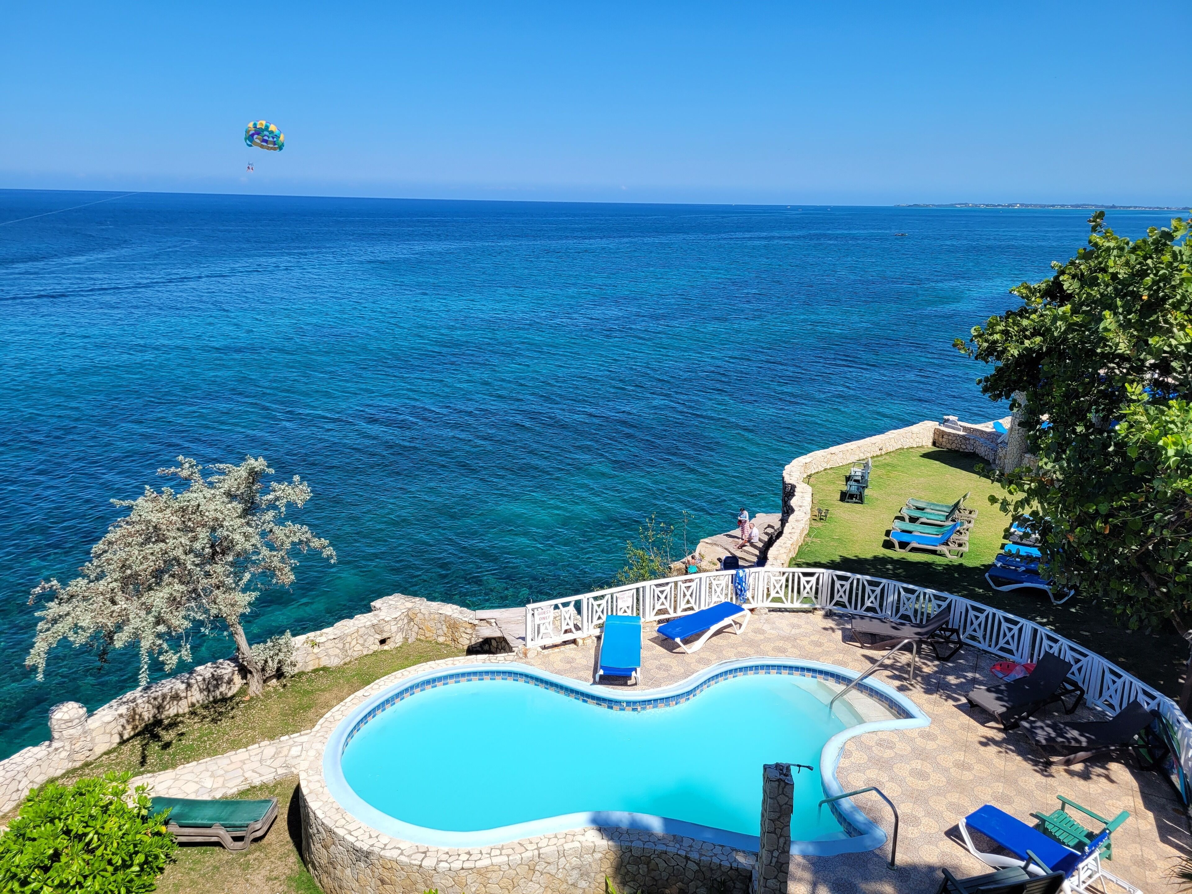 Two Bedroom Suite: Room 18 | Terrace/patio