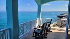 New Penthouse Suite: Room 19 | Balcony - Home Sweet Home Resort (Negril)