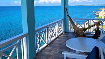 Attico, 1 letto king, balcone, vista mare | Balcone