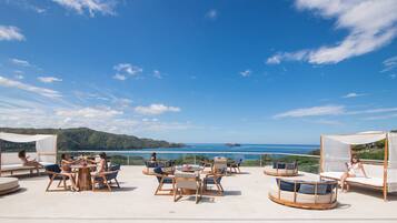 Sundeck