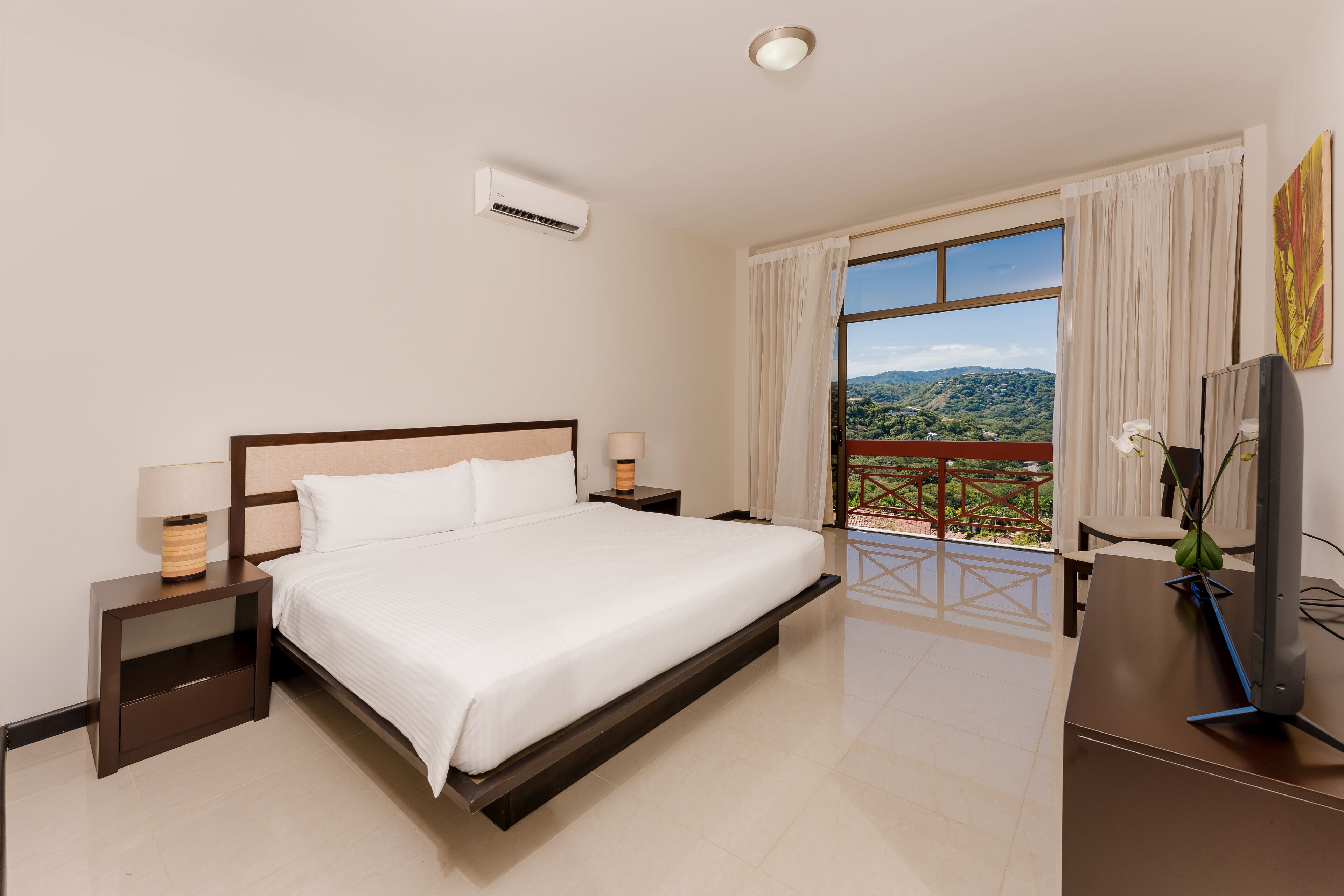 Premium bedding, in-room safe, desk, blackout curtains