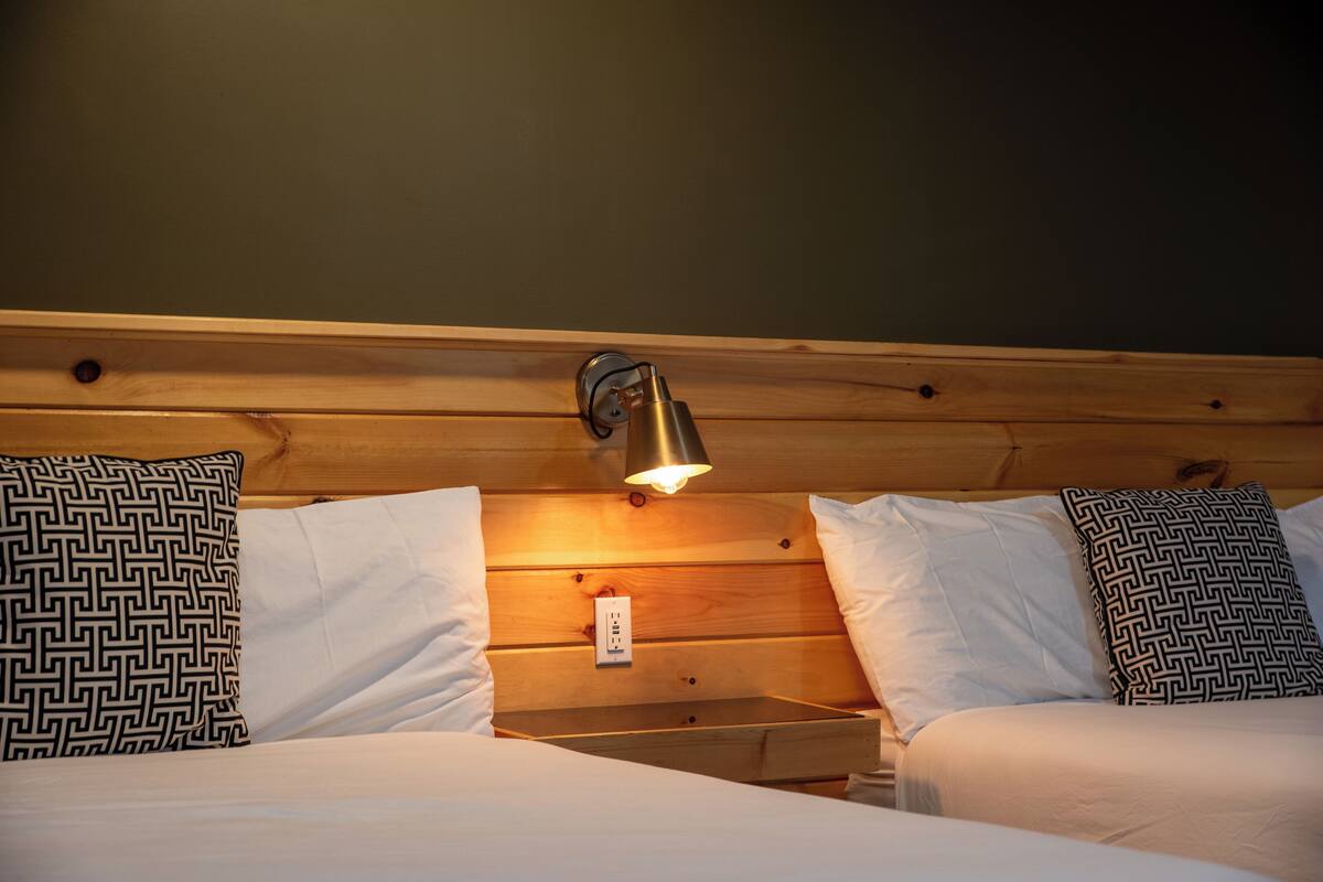 Two Double w/ Mountain View | Premium bedding, desk, laptop workspace, WiFi (free)