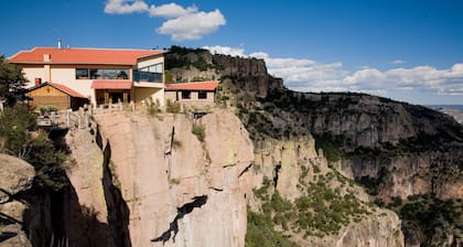 Hotel Divisadero Barrancas