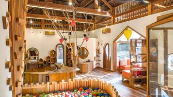 Children’s play area – indoor