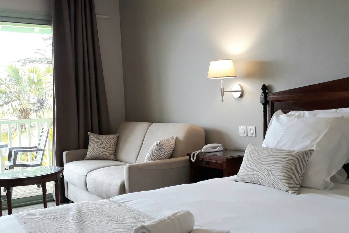 prestige room, terrace | minibar, in-room safe, free wifi, bed sheets