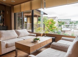 Lobby lounge - Arima Onsen Hanano – Adults Only (Kobe)