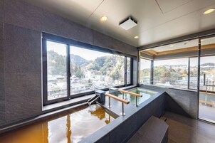 总统套房, 2 间卧室, 私人浴室, 山景 | 客房景观