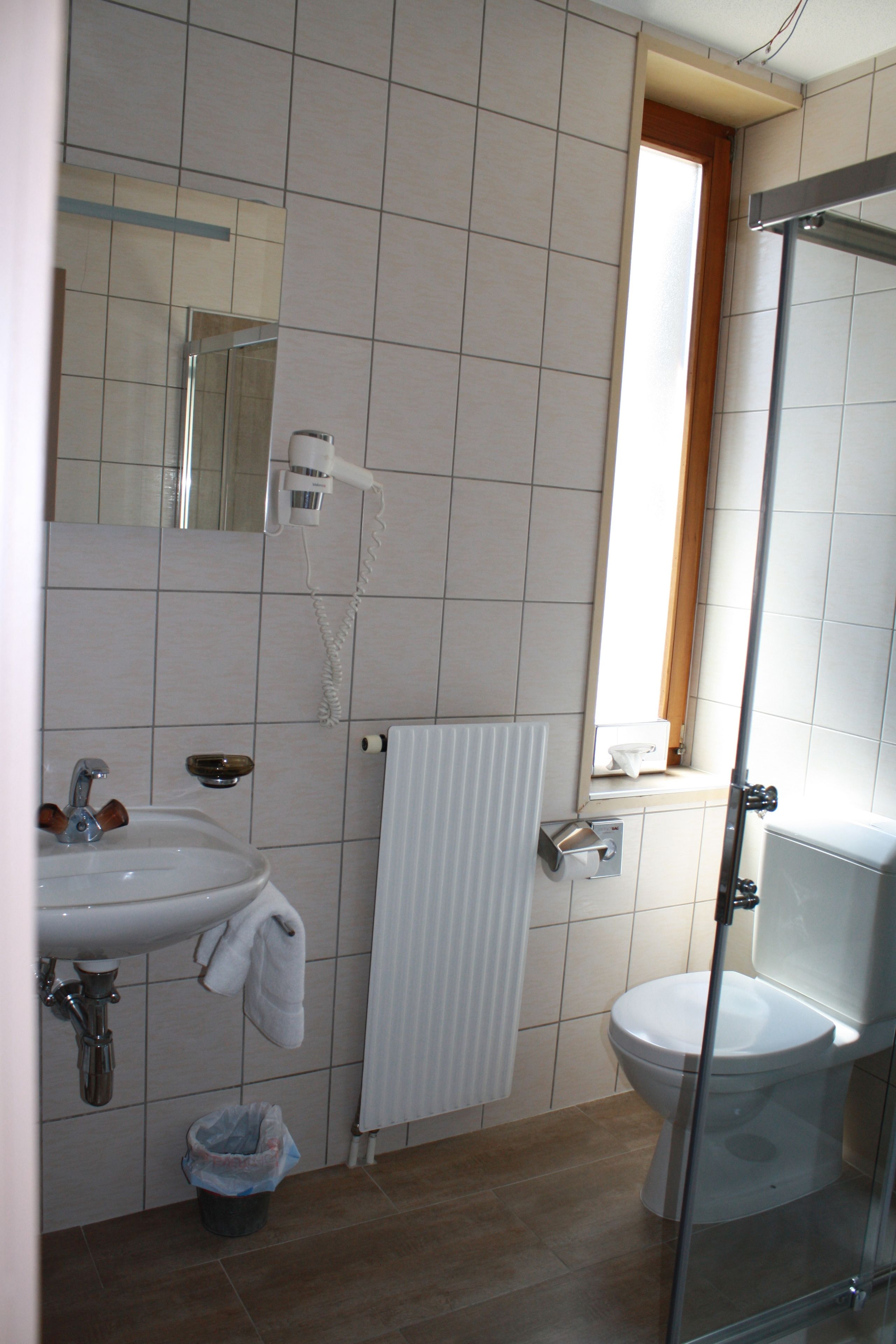 business double room | individually decorated, individually furnished, free cots/infant beds