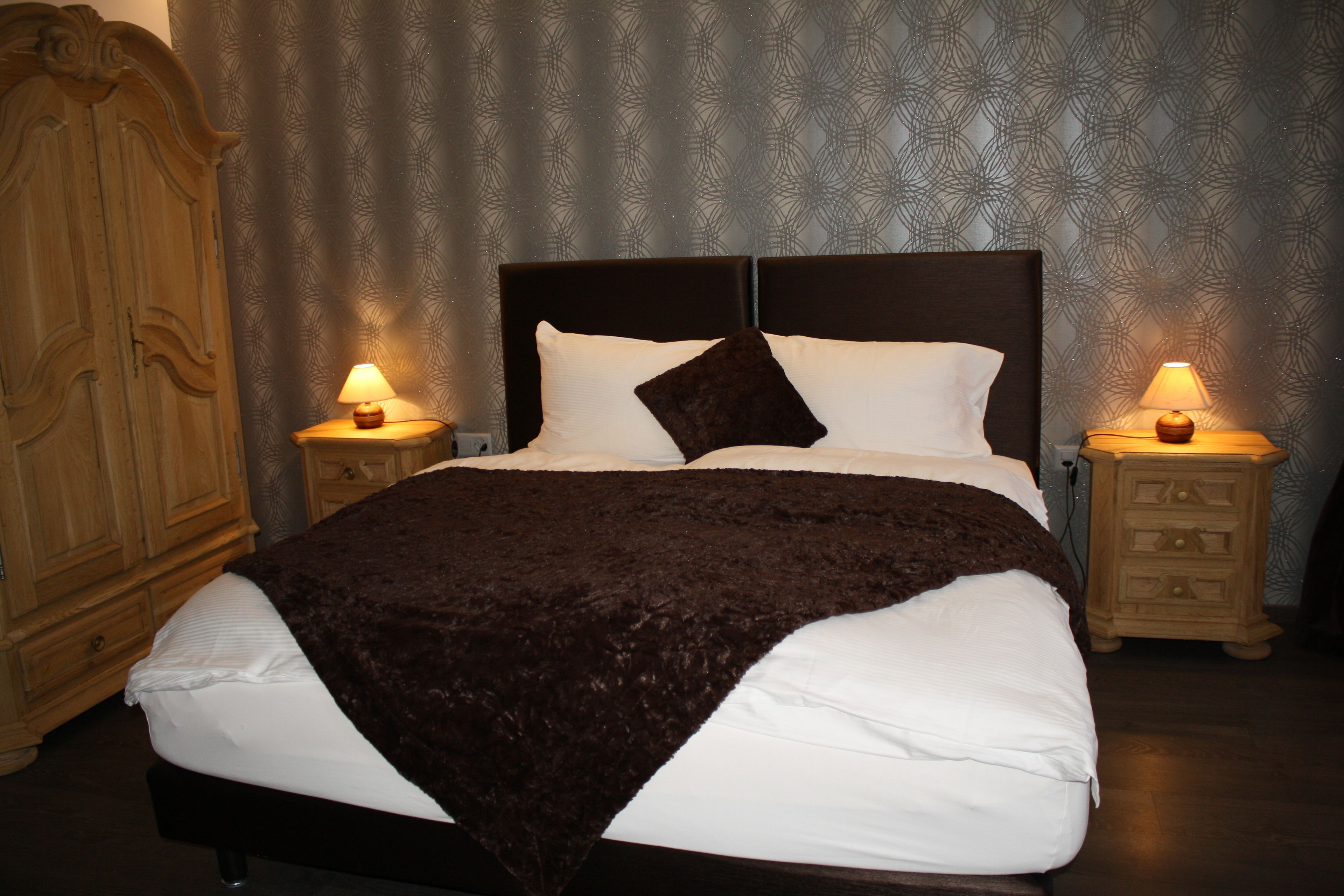 superior double room, 1 king bed | individually decorated, individually furnished, free cots/infant beds