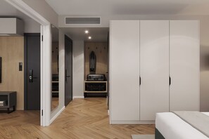 스위트 | 미니바, 책상, 노트북 작업 공간, 암막 커튼