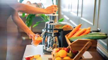 Petit déjeuner continental servi tous les jours en supplément