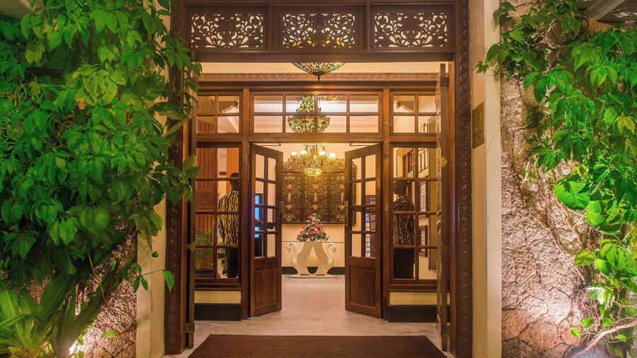 Protea Hotel by Marriott Dar es Salaam Courtyard