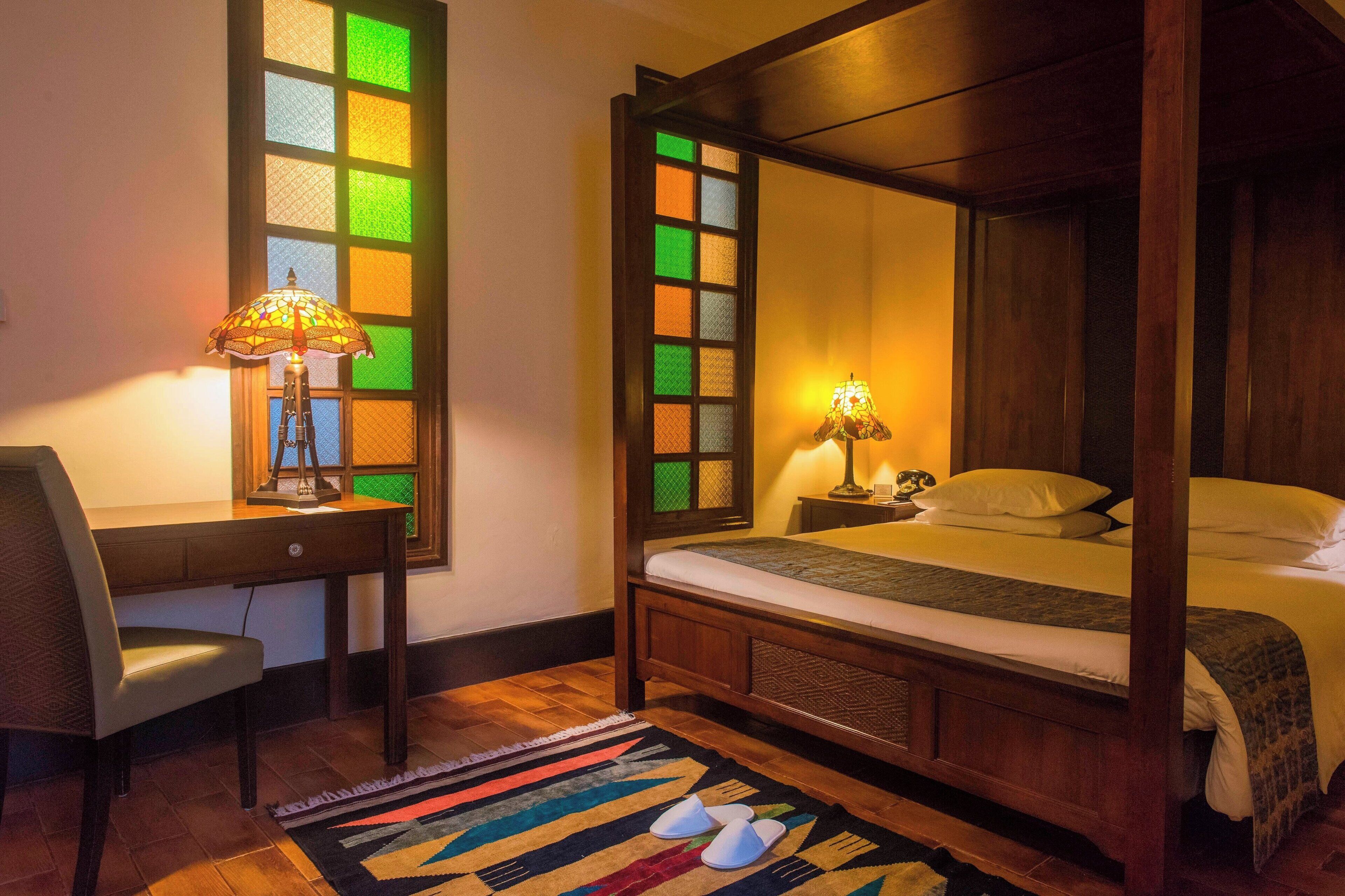 Room, 1 Queen Bed, Garden View | Down comforters, memory foam beds, in-room safe, desk