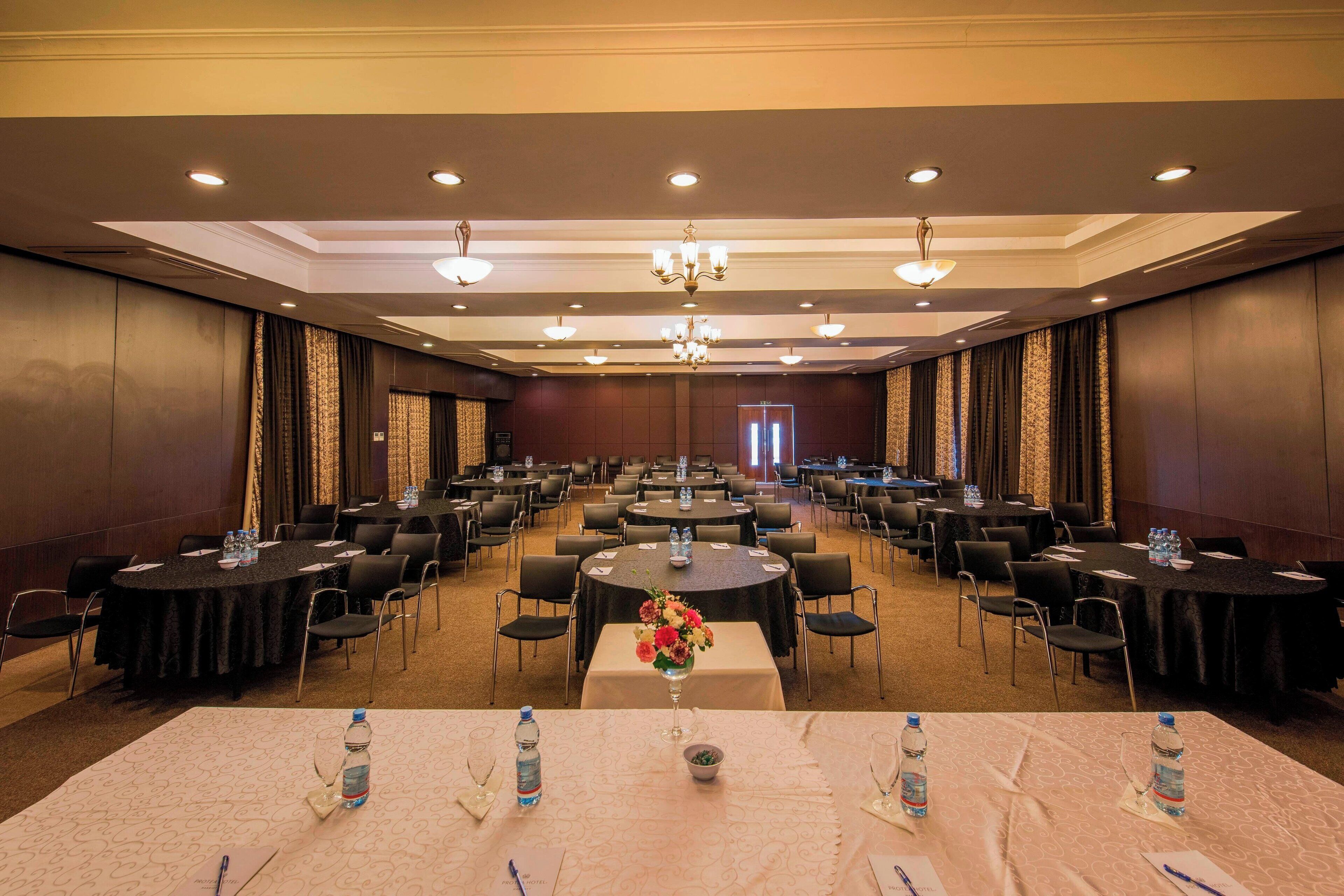 Photo - Protea Hotel by Marriott Dar es Salaam Courtyard