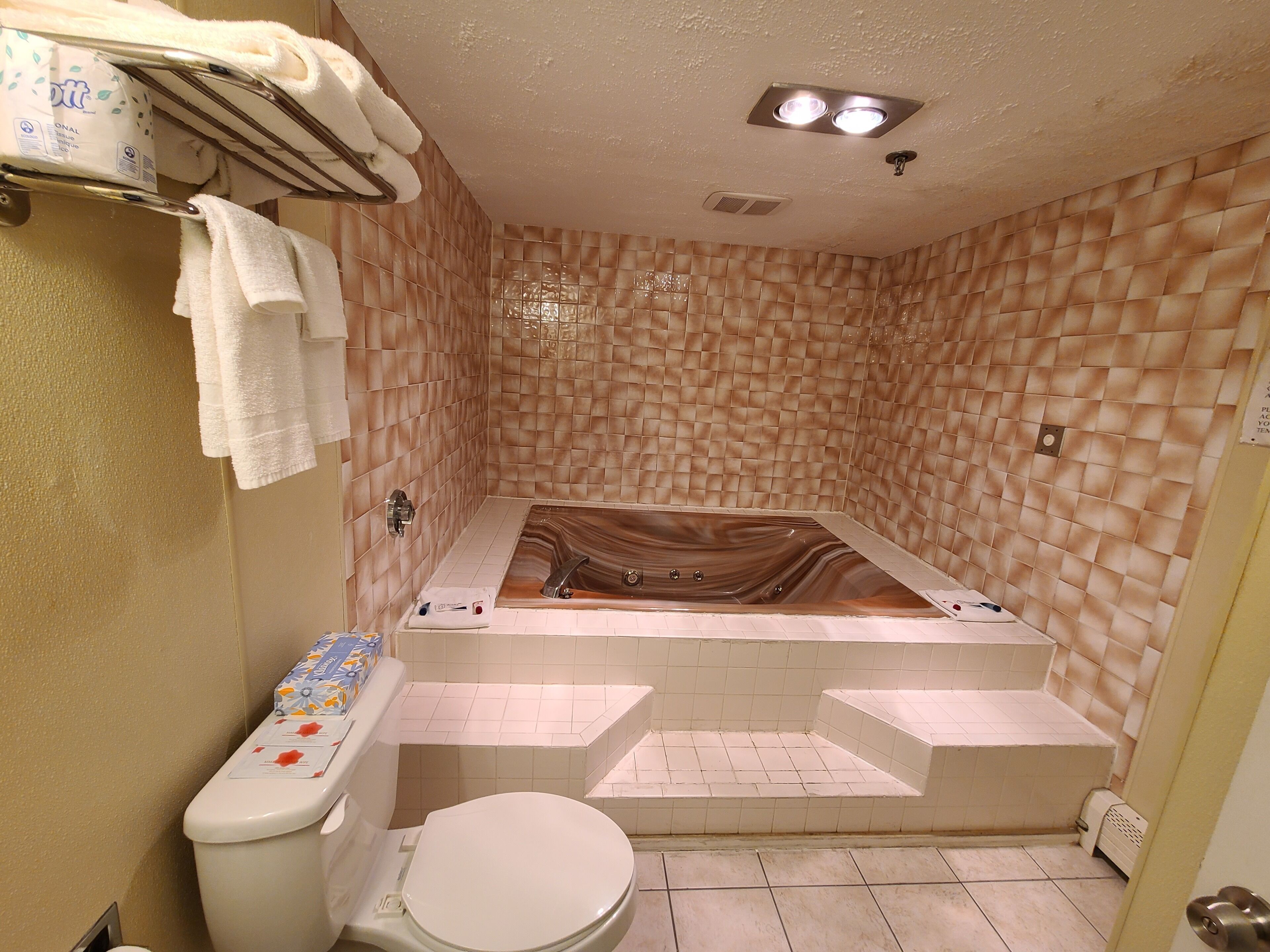 Suite, 1 King Bed, Non Smoking, Jetted Tub | Deep soaking bathtub