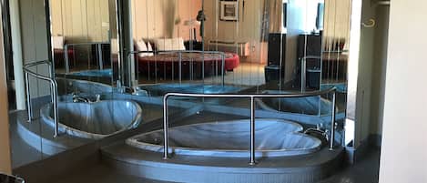 Bañera de hidromasaje