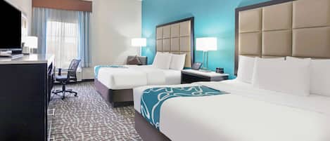 Ropa de cama de alta calidad, camas con pillow-top y muebles diferentes