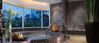 The Ritz-Carlton Jakarta, Pacific Place