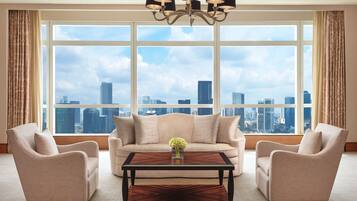 The Ritz-Carlton Suite, Club Lounge Access | 1 habitación, ropa de cama de alta calidad y minibar