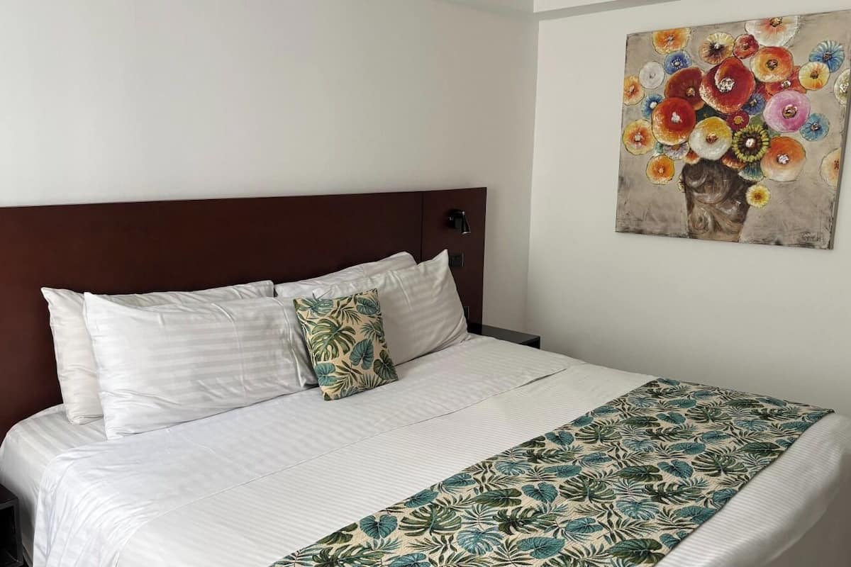 Junior Suite | In-room safe, desk, laptop workspace, iron/ironing board (on request)