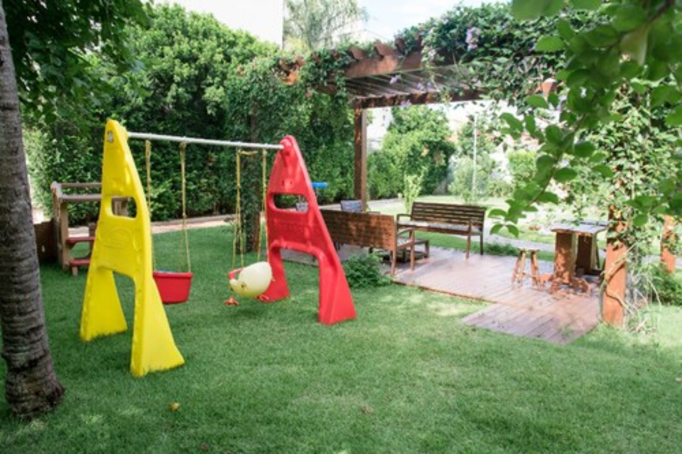 children’s play area – outdoor