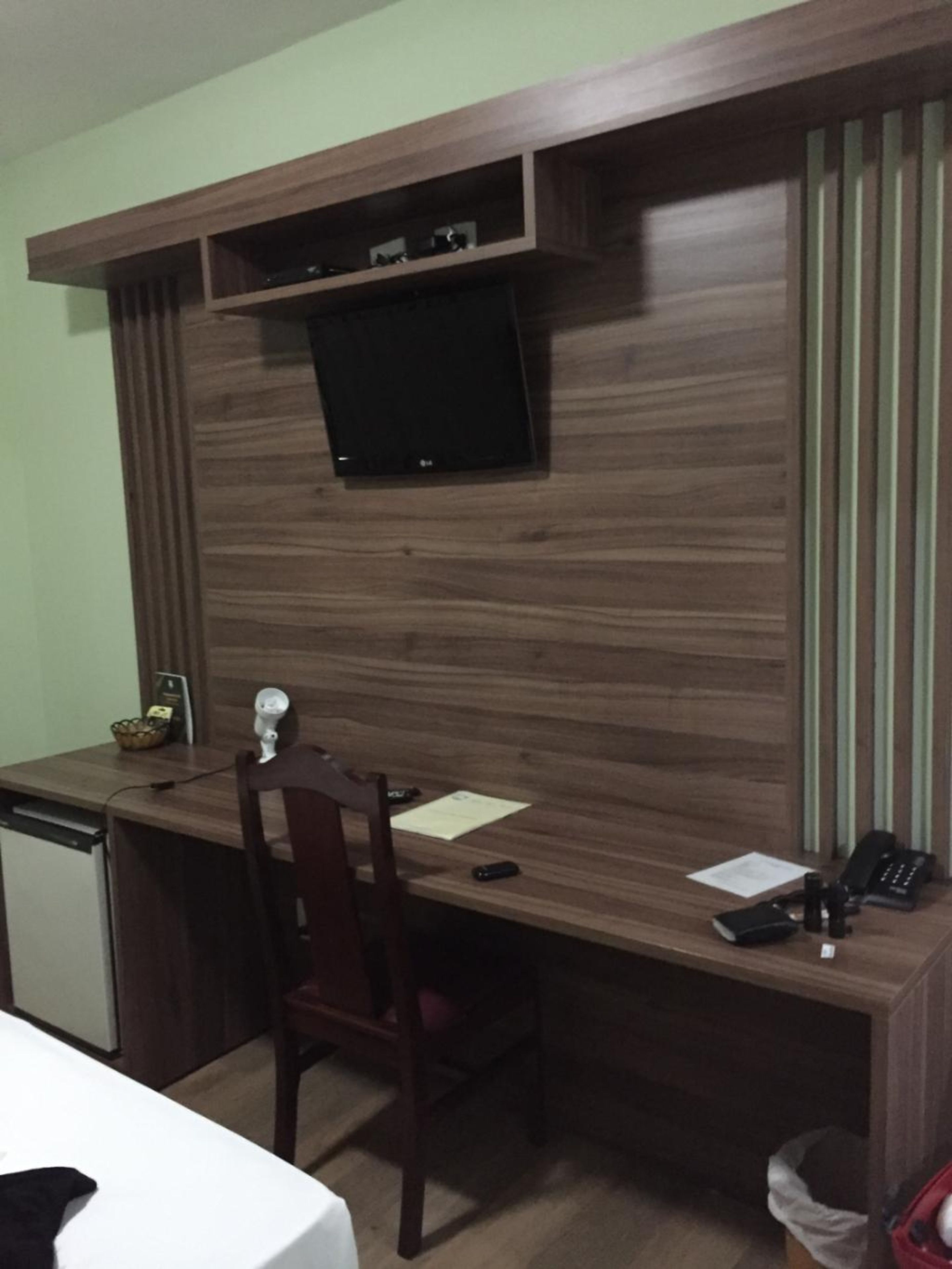 deluxe triple room | 1 bedroom, minibar, in-room safe, desk