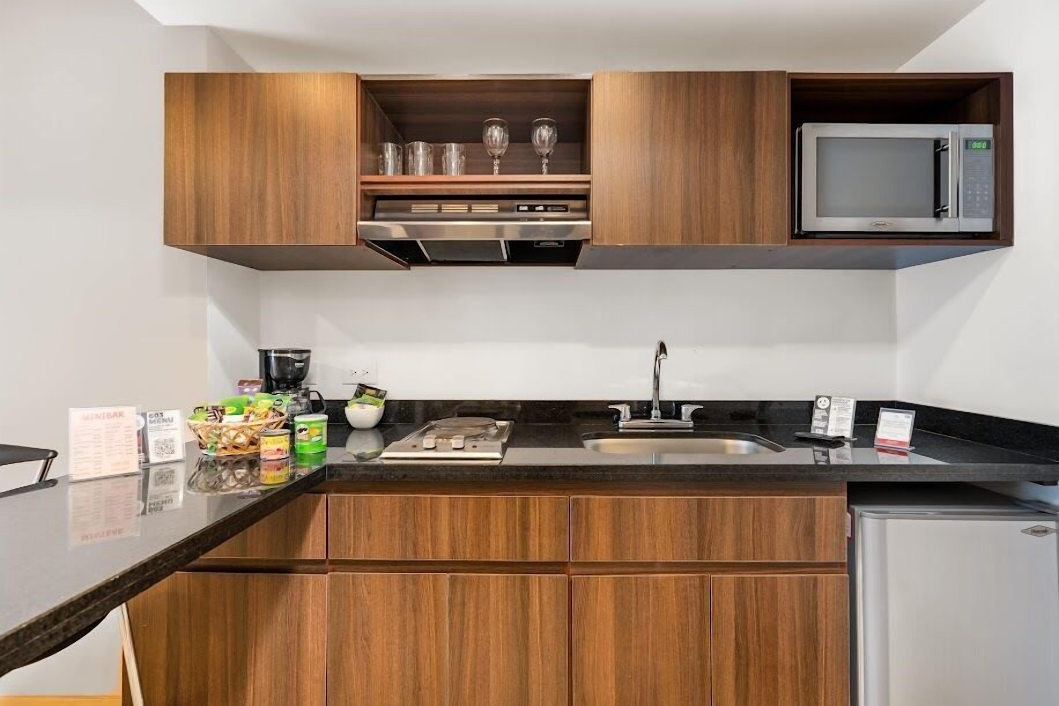 superior suite | private kitchen | fridge, microwave, stovetop, griddle