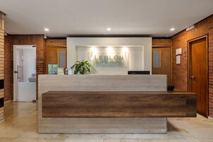 Mostrador para check-in y check-out