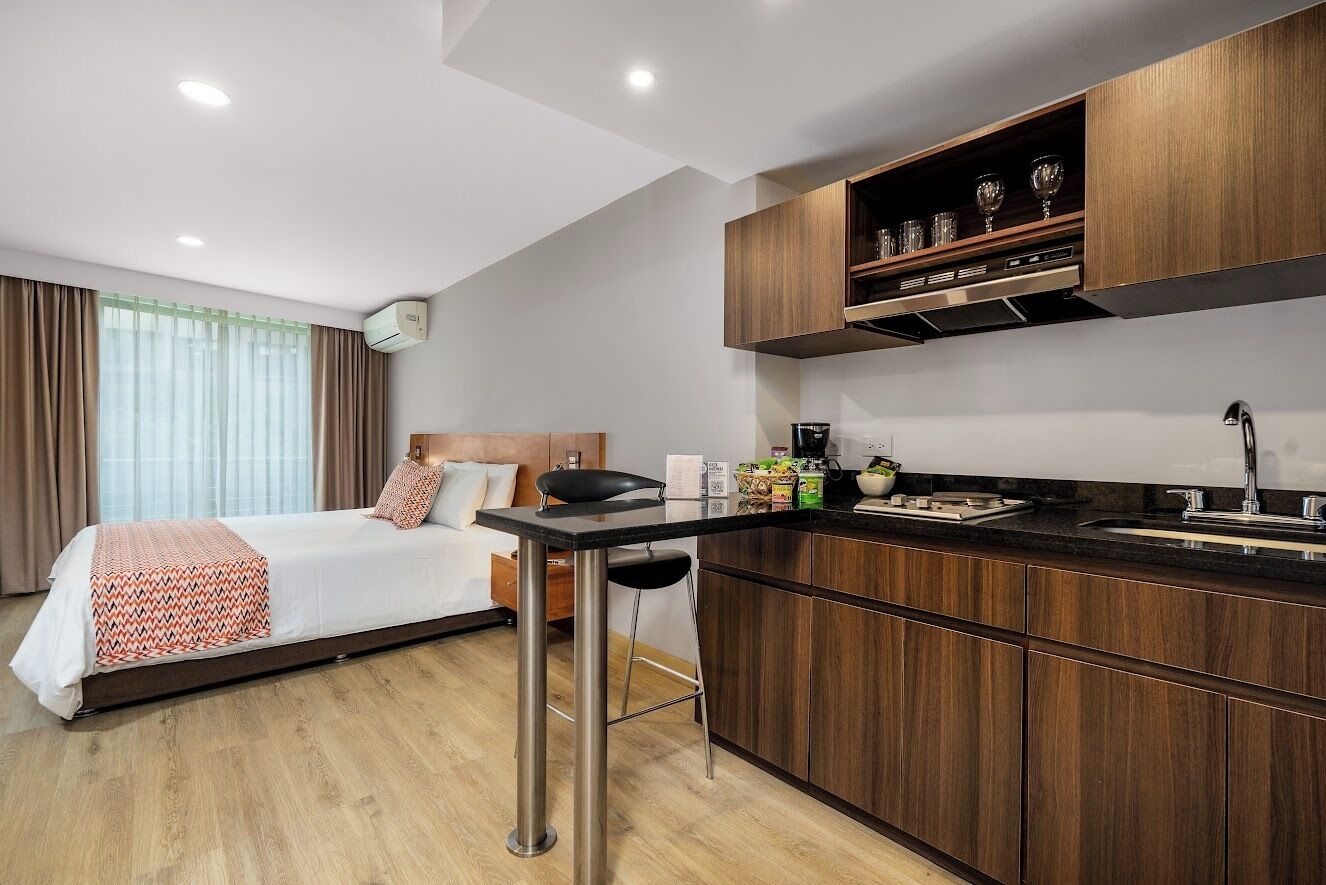 superior suite | private kitchen | fridge, microwave, stovetop, griddle