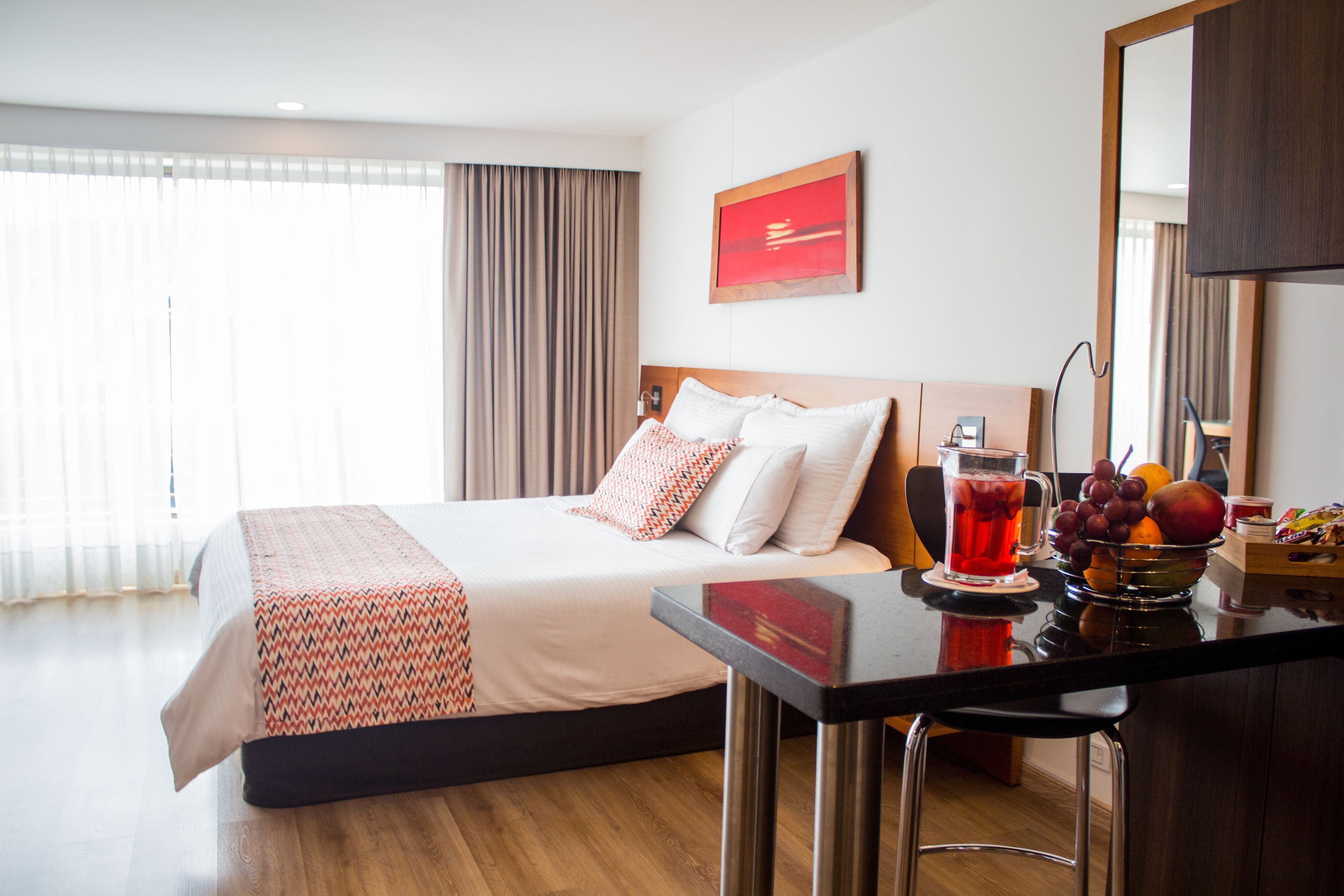 Hochwertige Bettwaren, Daunenbettdecken, Minibar, Zimmersafe