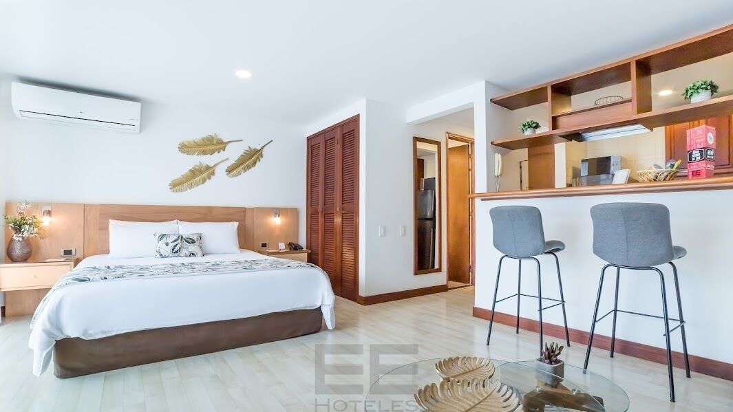 junior suite | premium bedding, minibar, in-room safe, desk