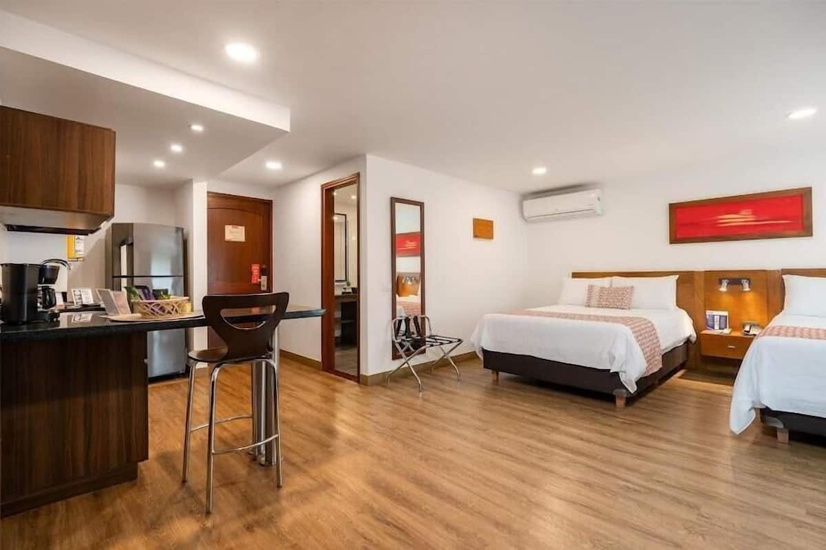 Premium bedding, minibar, in-room safe, desk