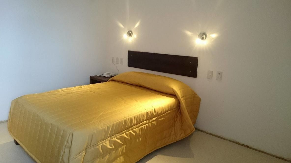 Blackout drapes, free WiFi, bed sheets