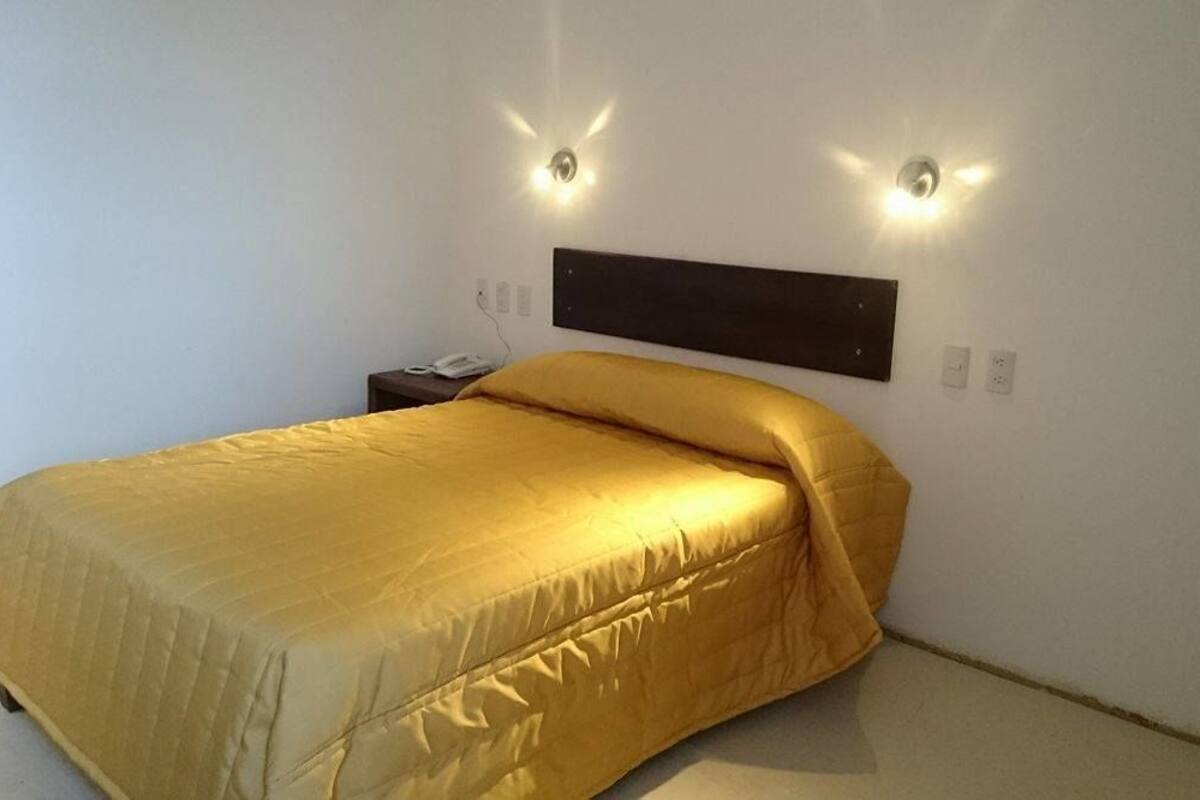 Double Room, 1 Double Bed | Blackout drapes, WiFi (free), bed sheets