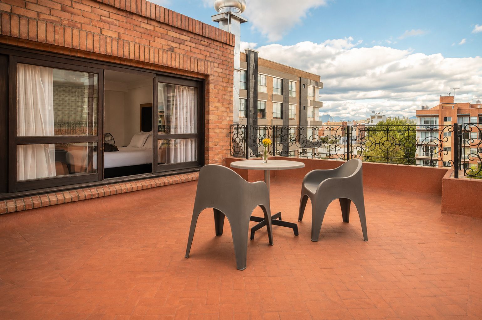 Suite, 1 cama de matrimonio, terraza | Terraza o patio