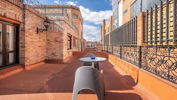 Suite, 1 llit de matrimoni, terrassa | Terrassa o pati
