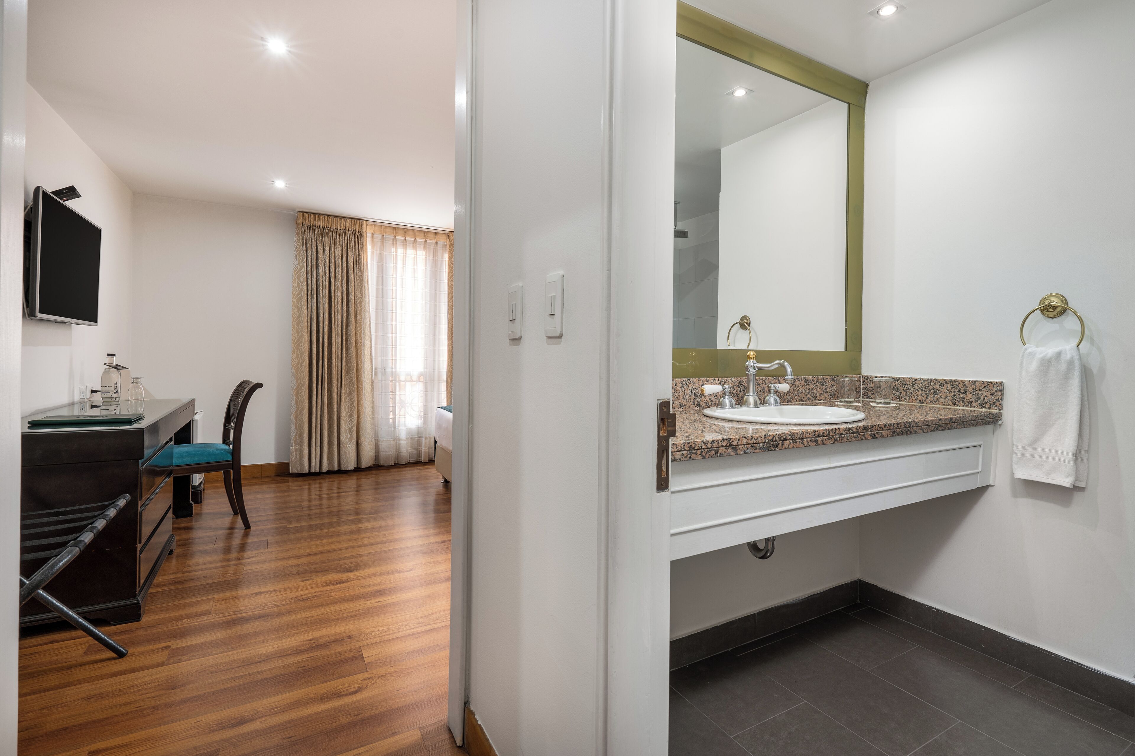 Foto - Hotel Le Manoir Bogotá