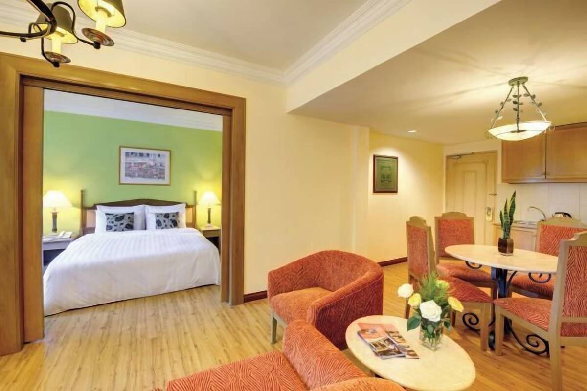 1 Schlafzimmer, Minibar, Zimmersafe, Schreibtisch