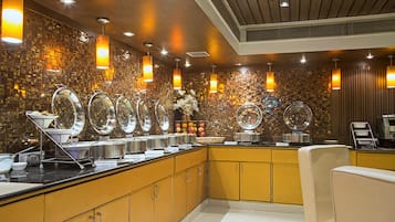 Daily buffet breakfast (INR 350 per person)