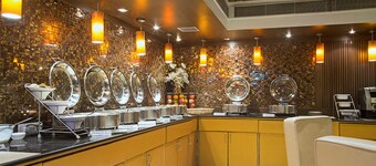Hotel Shanti Palace