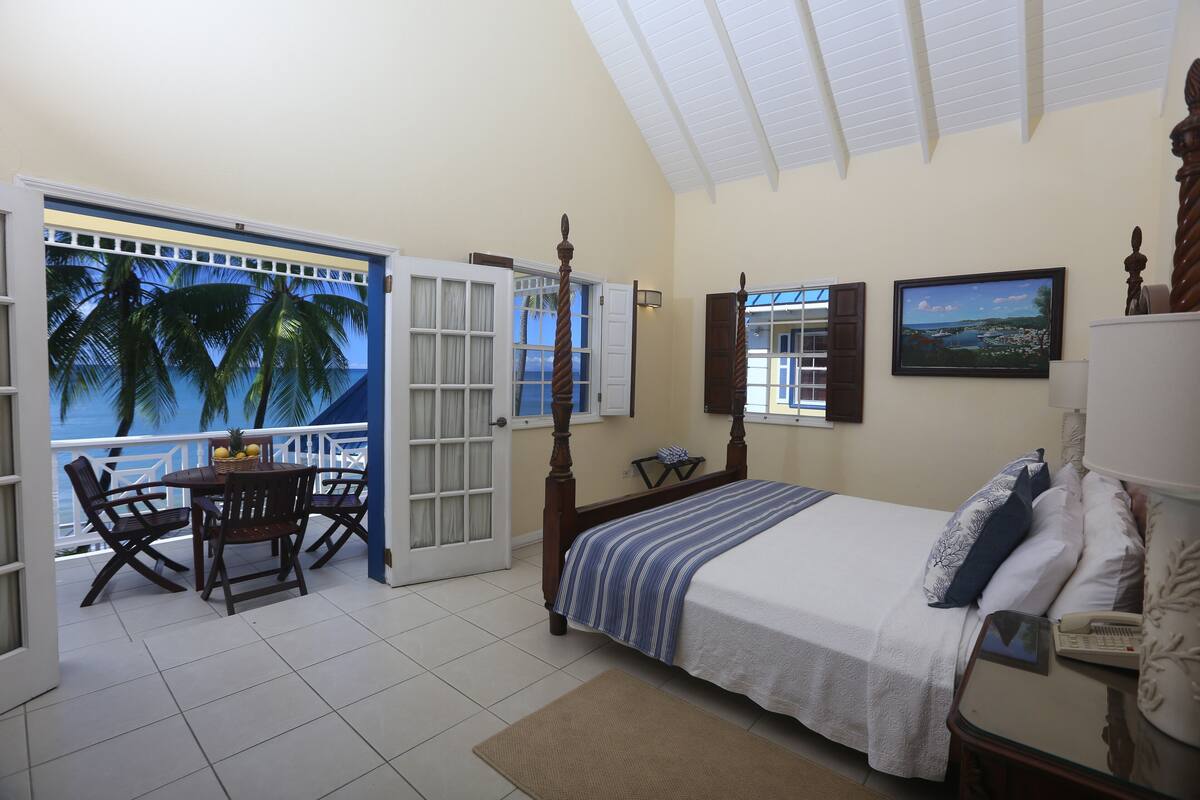 Deluxe Suite, 2 Bedrooms, Balcony | 1 bedroom, in-room safe, desk, iron/ironing board